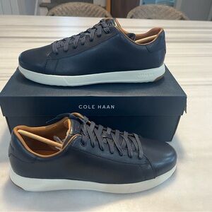 Cole Haan Men's Blazer Blue Grandpro Tennis shoe Men’s size 10m